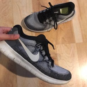 Nike Free RN 2017 | Women 7.5 | Black/grey